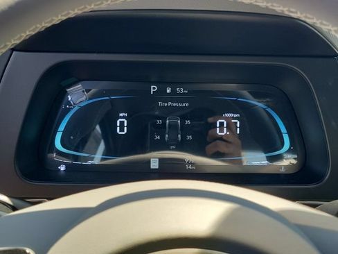 New 2026 Hyundai Elantra SEL Sport FWD image 11