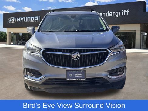 Used 2018 Buick Enclave Essence image 4