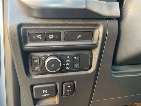 Used 2022 Ford F150 Lariat w/ Equipment Group 502A High image 20