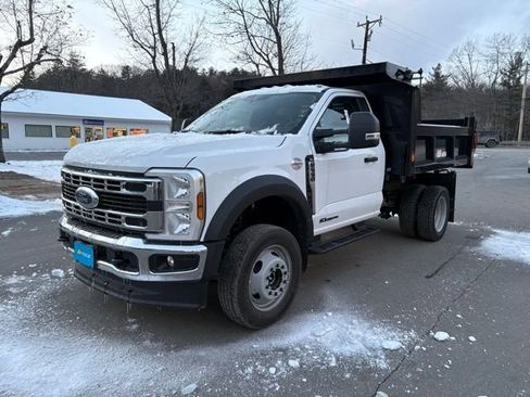 New 2026 Ford F550 4x4 Regular Cab Super Duty image 3