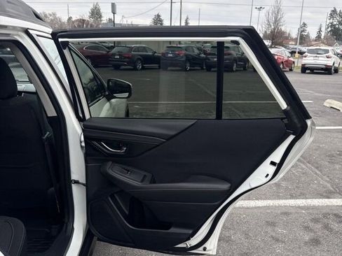 Used 2020 Subaru Outback Premium image 15