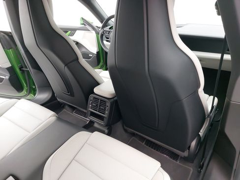Certified 2022 Porsche Taycan 4S AWD/4WD image 13