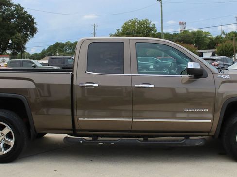 Used 2014 GMC Sierra 1500 SLT w/ SLT Preferred Package AWD/4WD image 6
