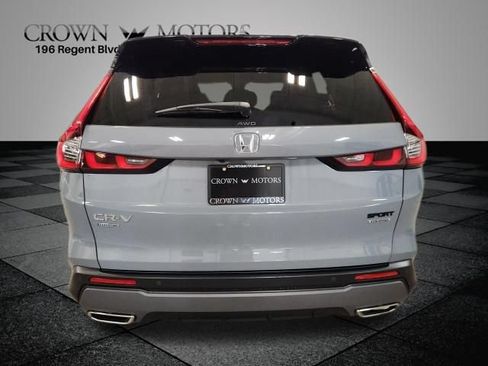 Used 2025 Honda CR-V Sport Touring image 4