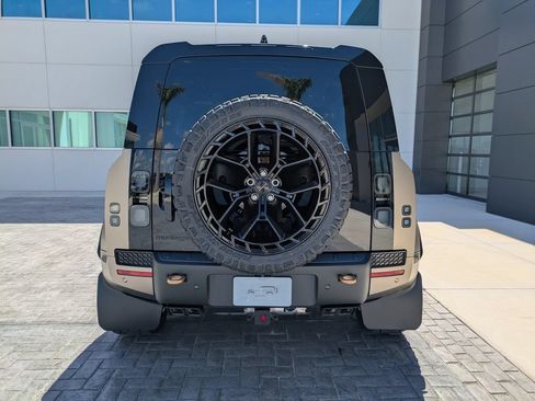 New 2026 Land Rover Defender 110 OCTA AWD/4WD image 6