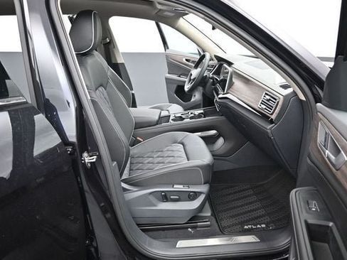 New 2026 Volkswagen Atlas SEL Premium R-Line AWD/4WD image 14