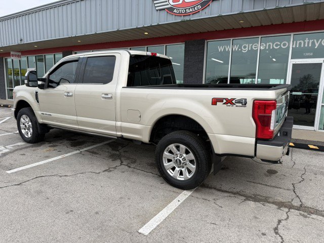 Used 2017 Ford F250 Platinum w/ Platinum Ultimate Package AWD/4WD image 4