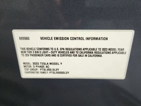 Used 2023 Tesla Model Y Long Range AWD/4WD image 73
