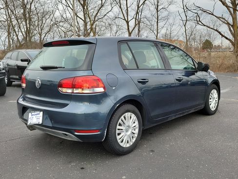 Used 2013 Volkswagen Golf 4-Door image 4