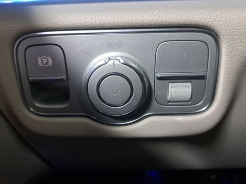 Used 2026 Mercedes-Benz GLE 350 4MATIC image 28