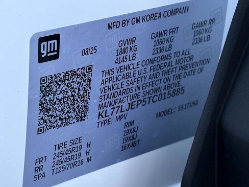 New 2026 Chevrolet Trax RS w/ Sunroof Package image 24