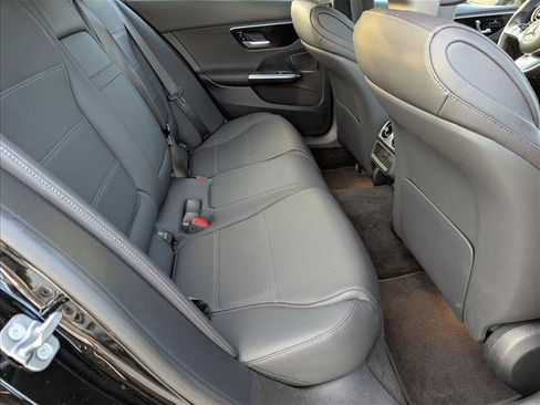 Used 2024 Mercedes-Benz C 300 Sedan image 19