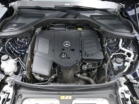 Used 2024 Mercedes-Benz GLC 300 image 19
