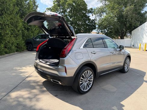 Used 2024 Cadillac XT4 Premium Luxury AWD/4WD image 32