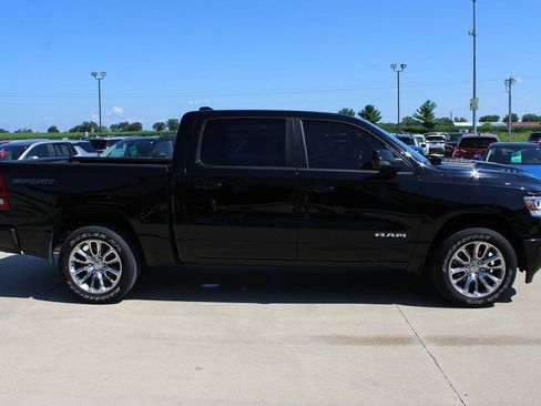 Used 2023 RAM 1500 Laramie AWD/4WD image 4