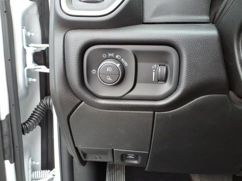 Certified 2026 RAM 2500 Tradesman AWD/4WD image 17