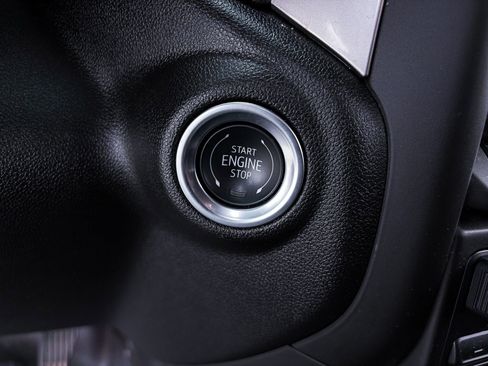 Used 2025 GMC Sierra 2500 Pro RWD image 20