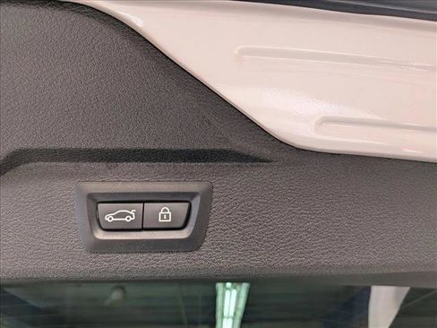 Used 2018 BMW X5 xDrive40e AWD/4WD image 7