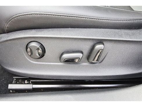 Used 2022 Volkswagen Passat 2.0T R-Line image 28