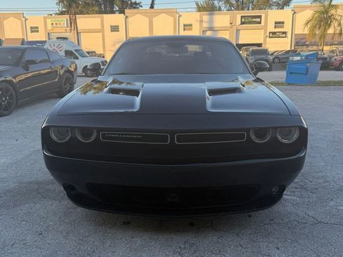 Used 2017 Dodge Challenger SXT Plus image 1