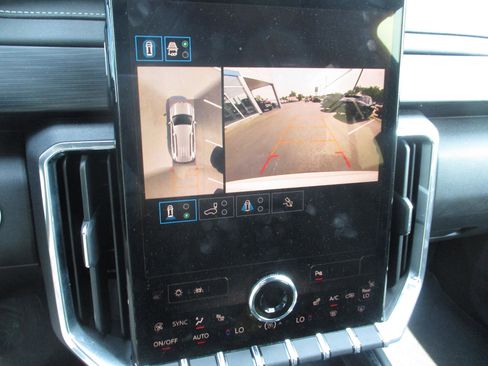Used 2025 GMC Acadia Elevation image 23