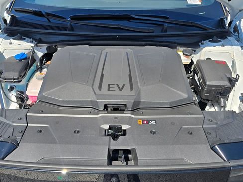 New 2025 Hyundai Ioniq 5 XRT image 18