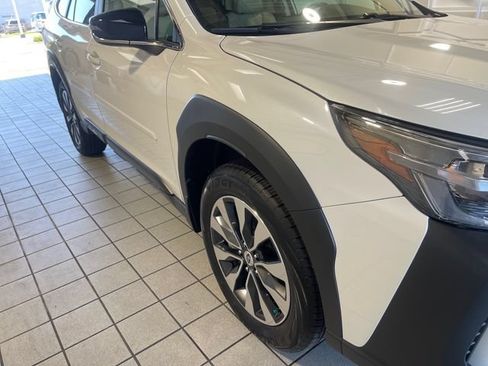 Used 2025 Subaru Outback Limited AWD/4WD image 20