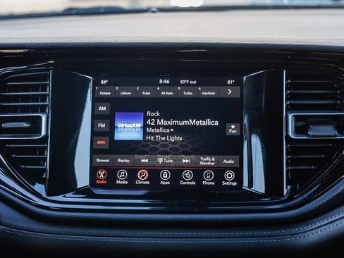 Certified 2024 Dodge Durango SXT w/ SXT Blacktop Group image 15