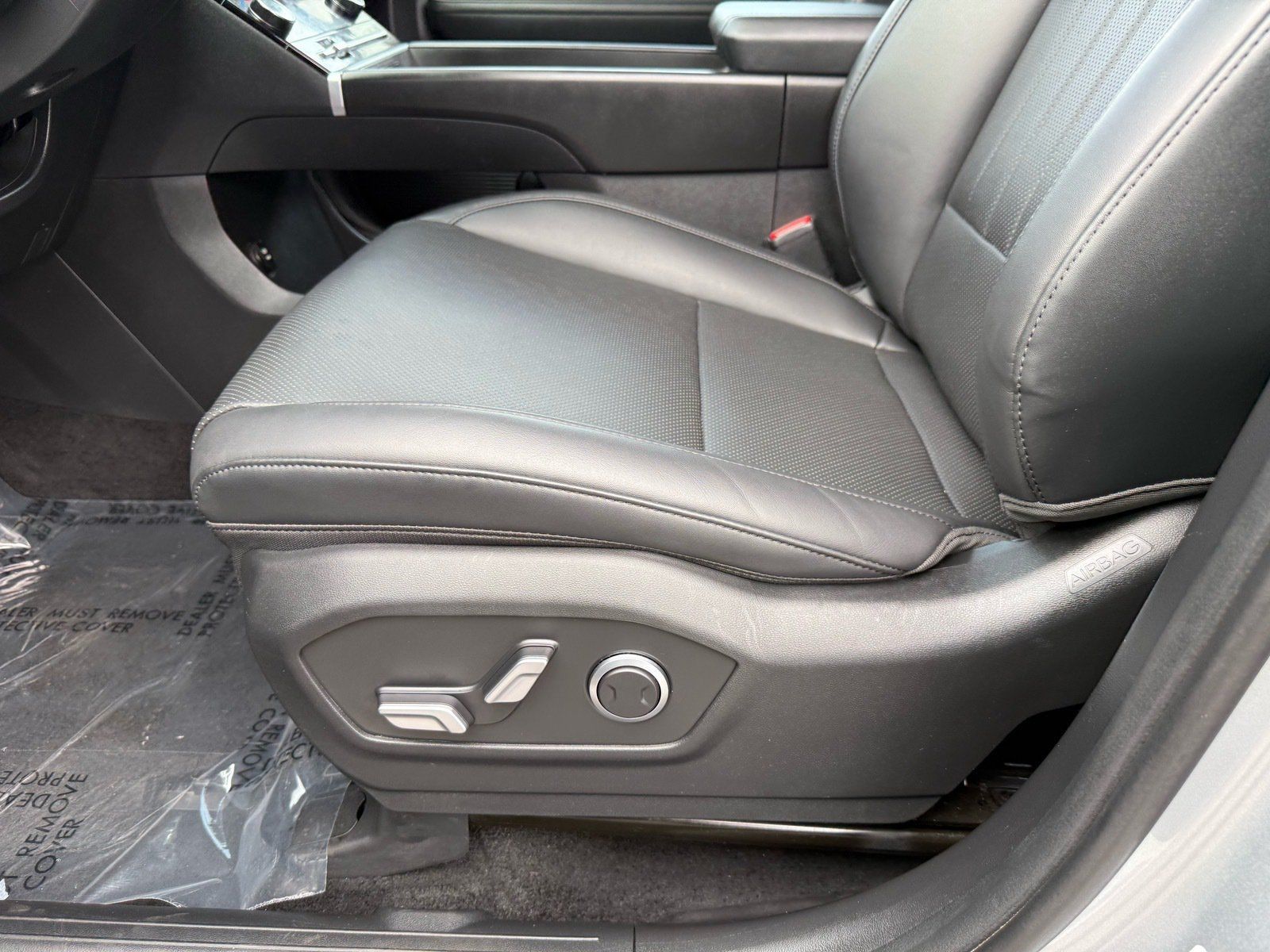 Used 2026 Hyundai Santa Fe SEL AWD/4WD image 14