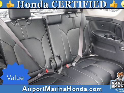 Used 2025 Honda Pilot Touring image 17