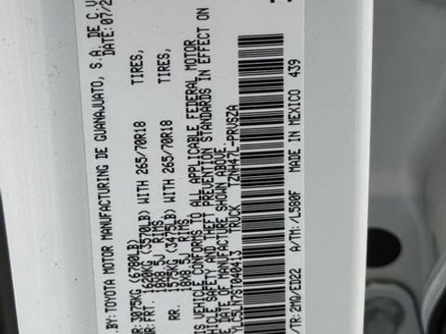 Used 2025 Toyota Tacoma TRD Pro AWD/4WD image 9