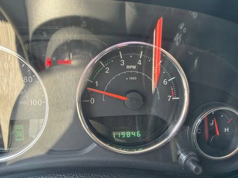Used 2013 Jeep Wrangler Unlimited Sahara w/ Connectivity Group AWD/4WD image 14
