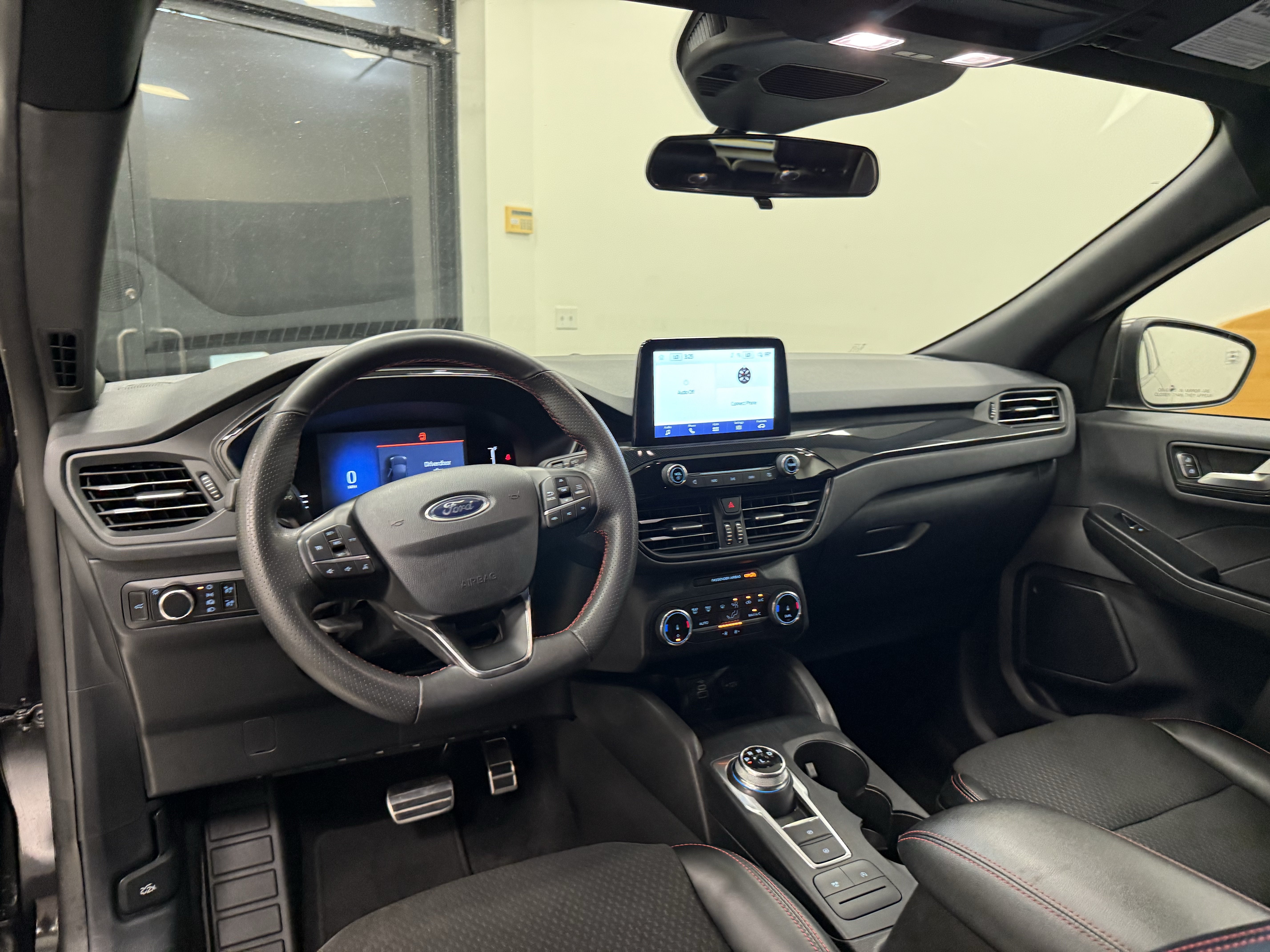Used 2024 Ford Escape ST-Line FWD image 17