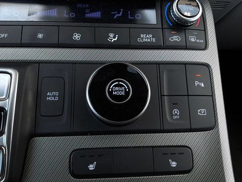 Used 2025 Hyundai Palisade SEL FWD image 26