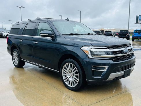 Used 2022 Ford Expedition Max Limited AWD/4WD image 2