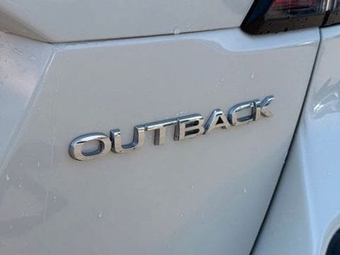 Used 2020 Subaru Outback Limited w/ Popular Package #2 AWD/4WD image 9