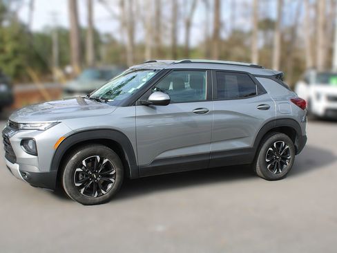 Used 2023 Chevrolet TrailBlazer LT image 4