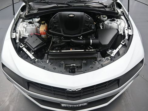 Used 2019 Chevrolet Camaro LT image 13