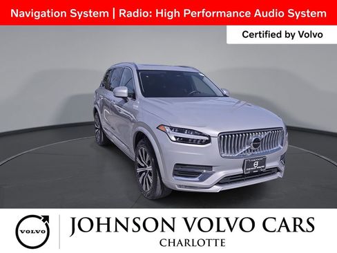 Used 2025 Volvo XC90 B5 Core AWD/4WD image 3