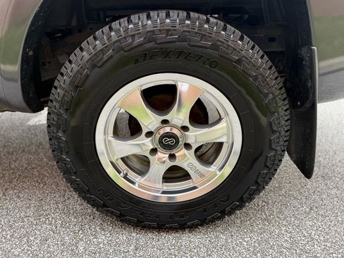 Used 2013 Toyota Tacoma 4x4 Double Cab w/ TRD Off-Road Pkg image 46