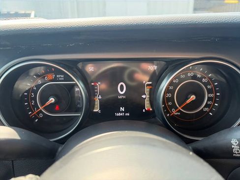 Used 2023 Jeep Wrangler Sport AWD/4WD image 15