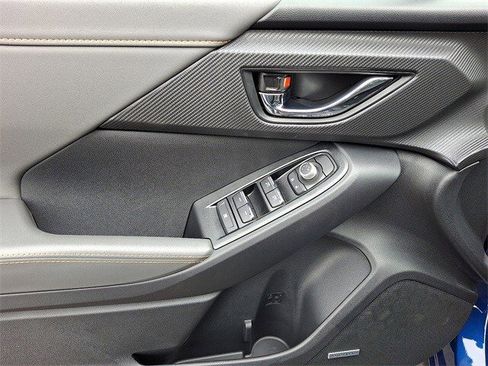 New 2025 Subaru Crosstrek 2.5i Limited image 10