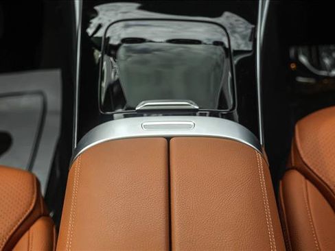 Certified 2026 Mercedes-Benz C 300 4MATIC Sedan image 19