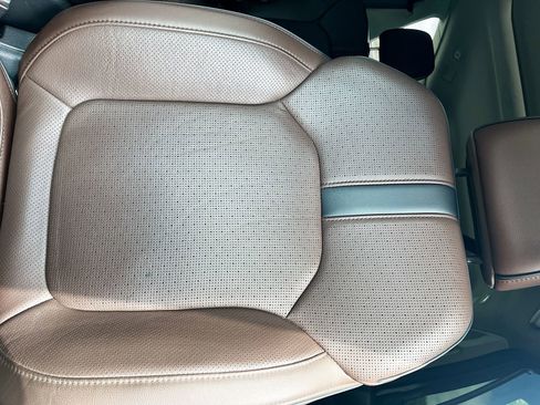 Used 2025 Honda Pilot Elite image 20