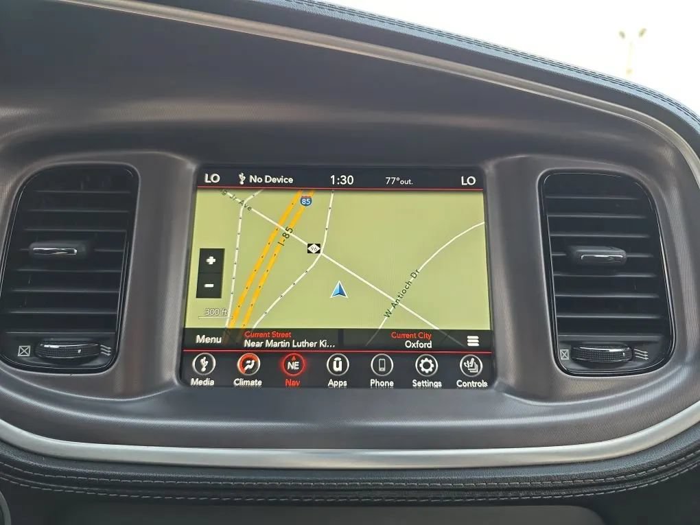 Used 2021 Dodge Charger R/T w/ Plus Group RWD image 28