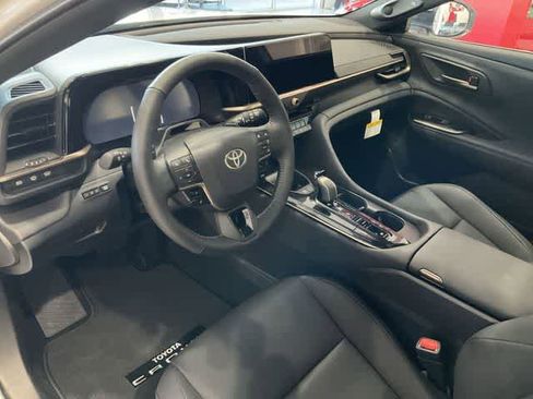 New 2026 Toyota Crown Signia Limited image 2