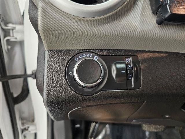 Used 2018 Chevrolet Sonic LT FWD image 13