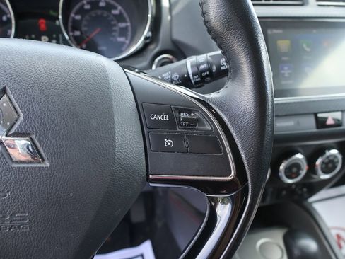Used 2019 Mitsubishi Outlander Sport SE FWD image 34