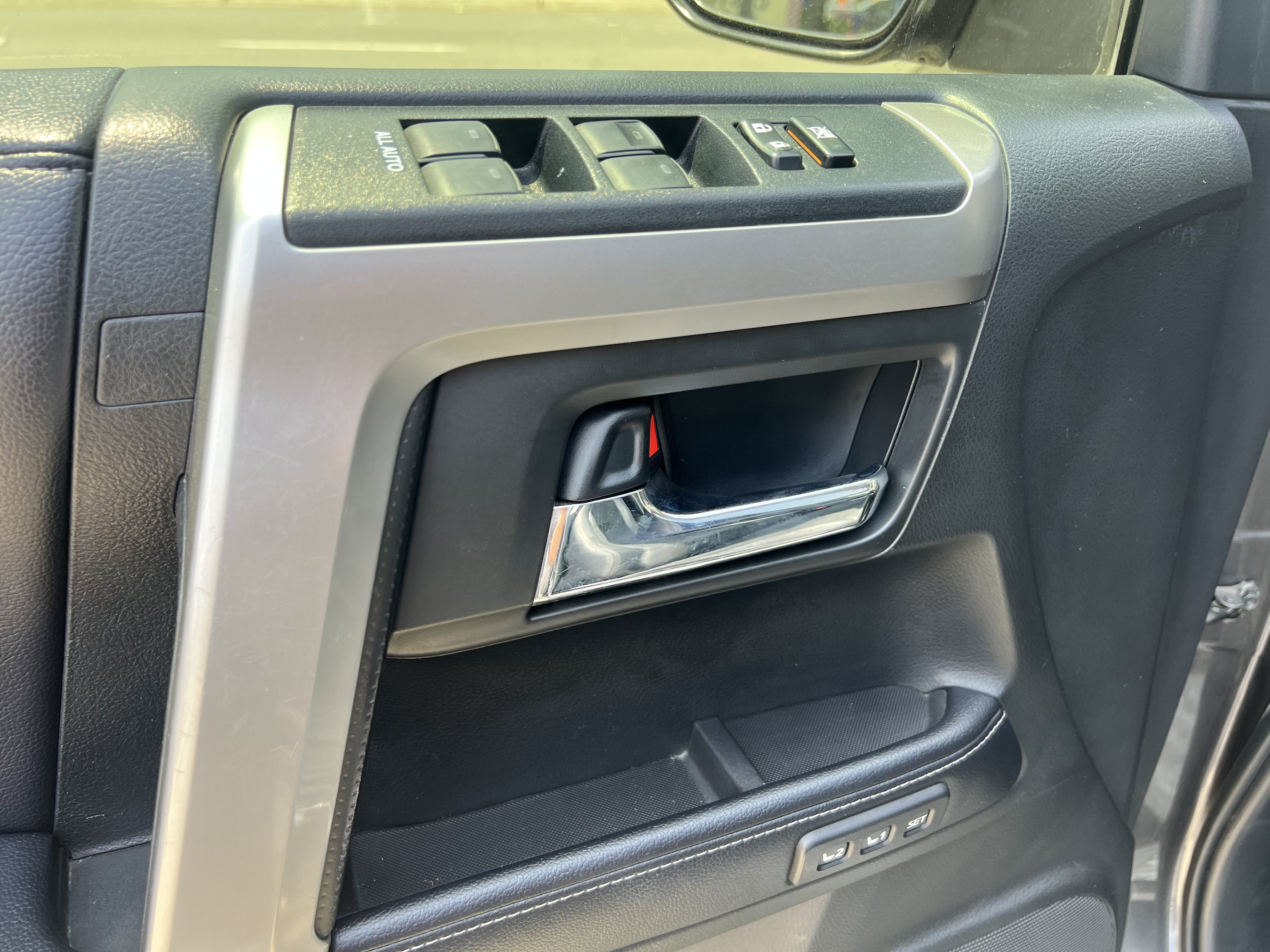 Used 2019 Toyota 4Runner Limited RWD image 12