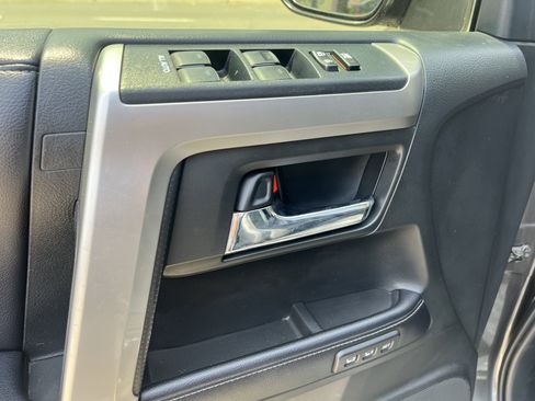 Used 2019 Toyota 4Runner Limited RWD image 12
